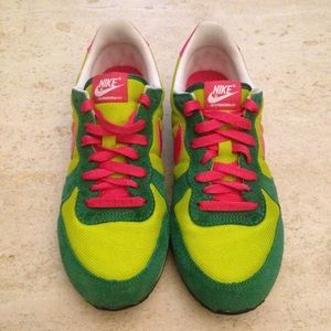 Nike Internationalist 7.5